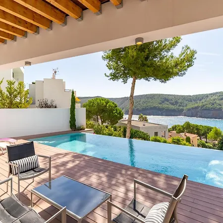 Waterfront With Panoramic Views L'Escala